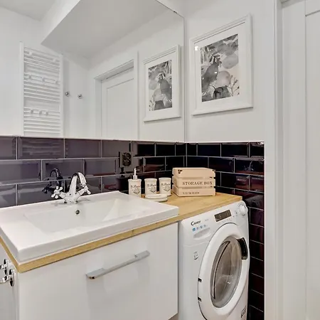 Nordbyhus Angielska Grobla Lägenhet